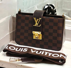 Iconic crossbody