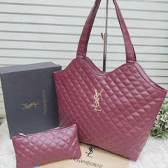Trendy totes