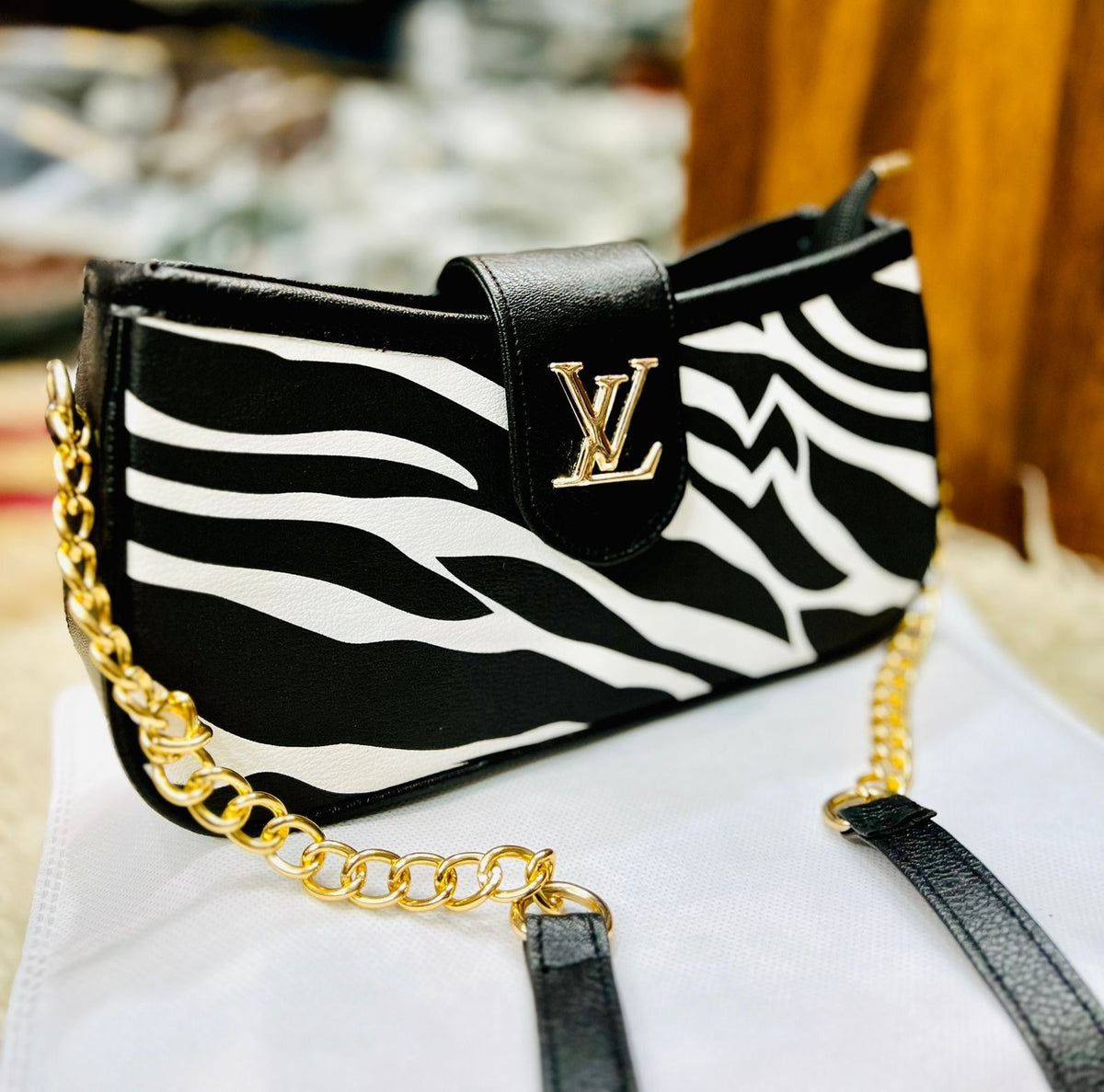 Timeless Crossbody