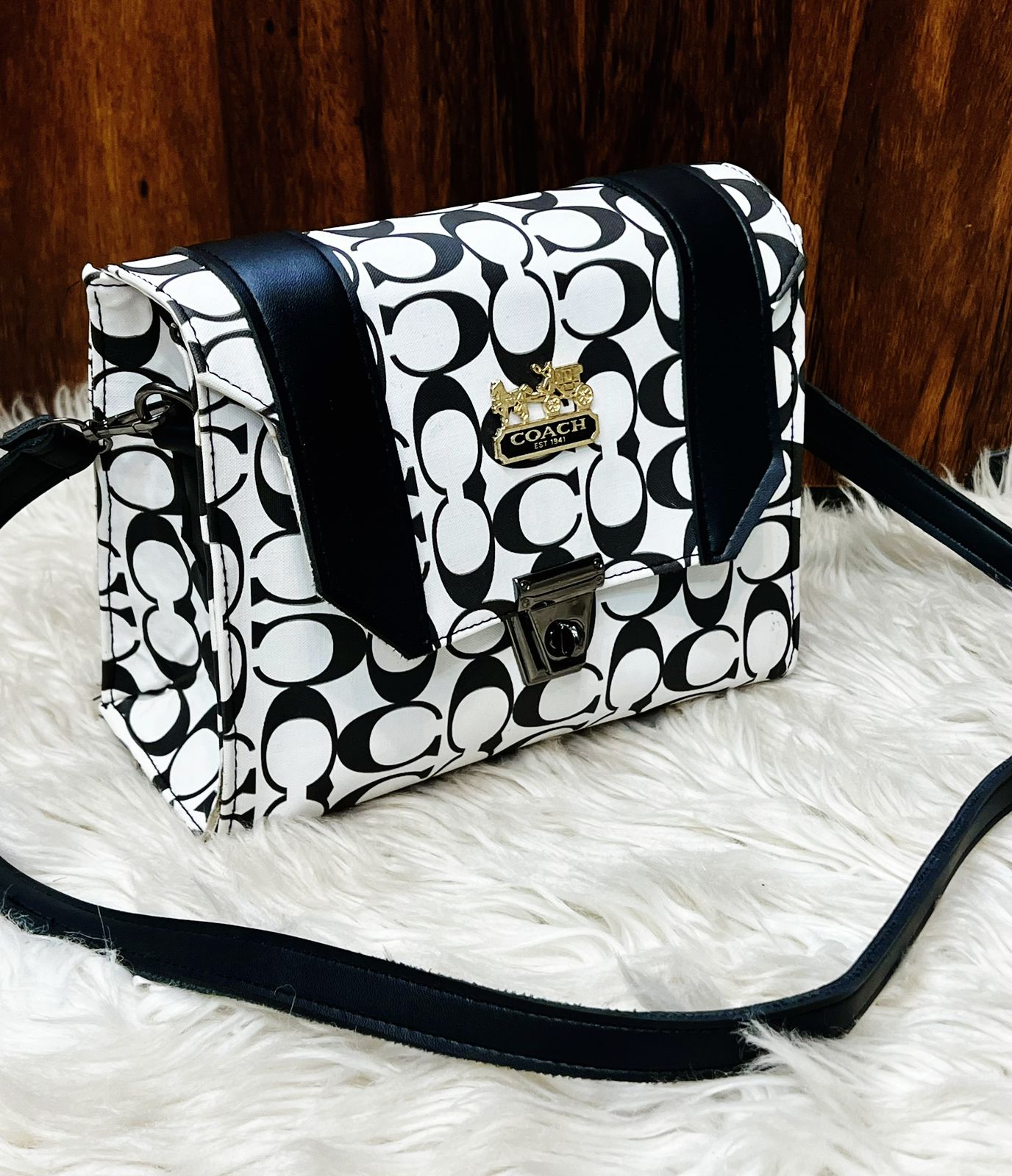 Modern Edge Crossbody