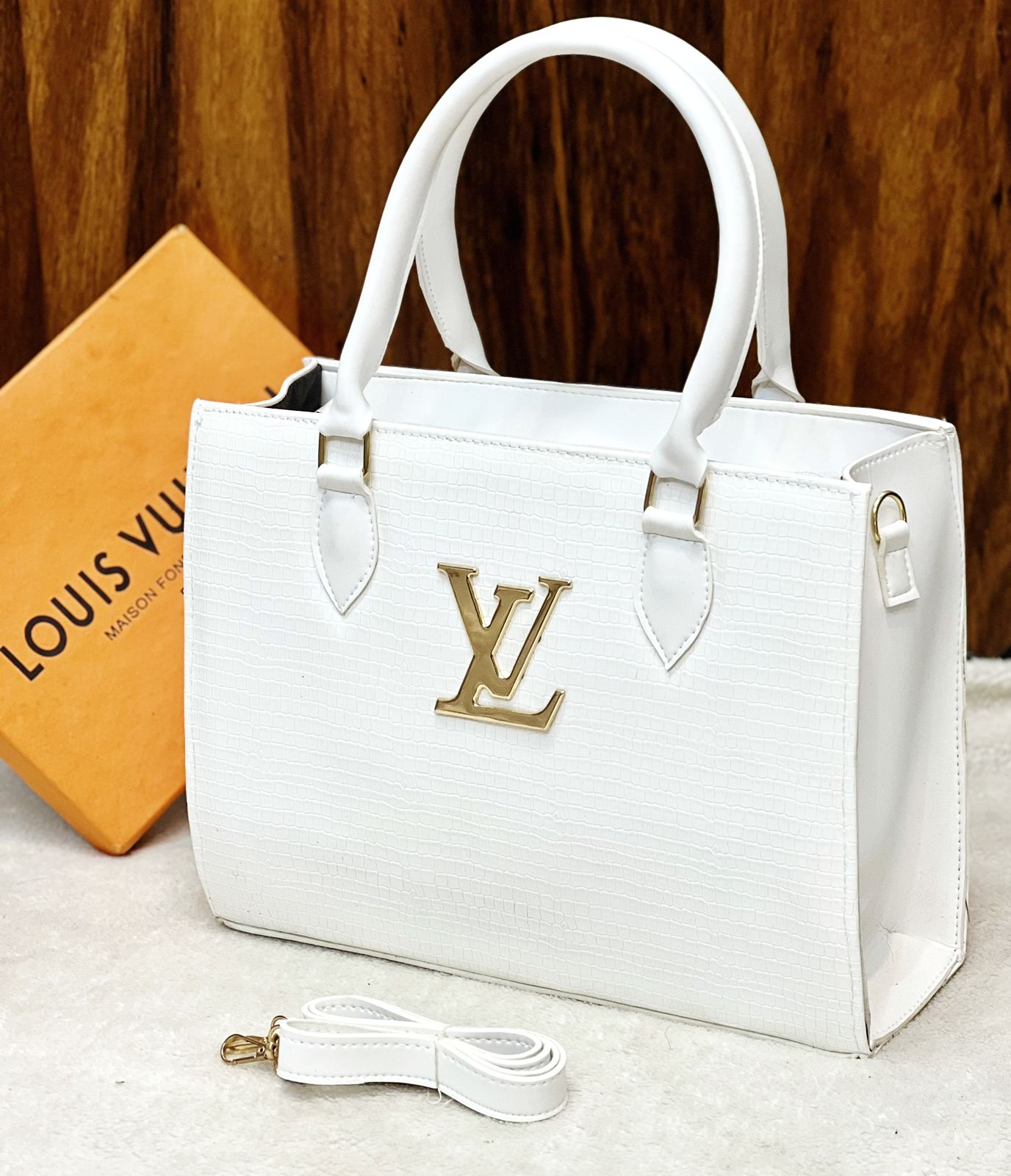 Premium Crocodile Hand Bag (1)