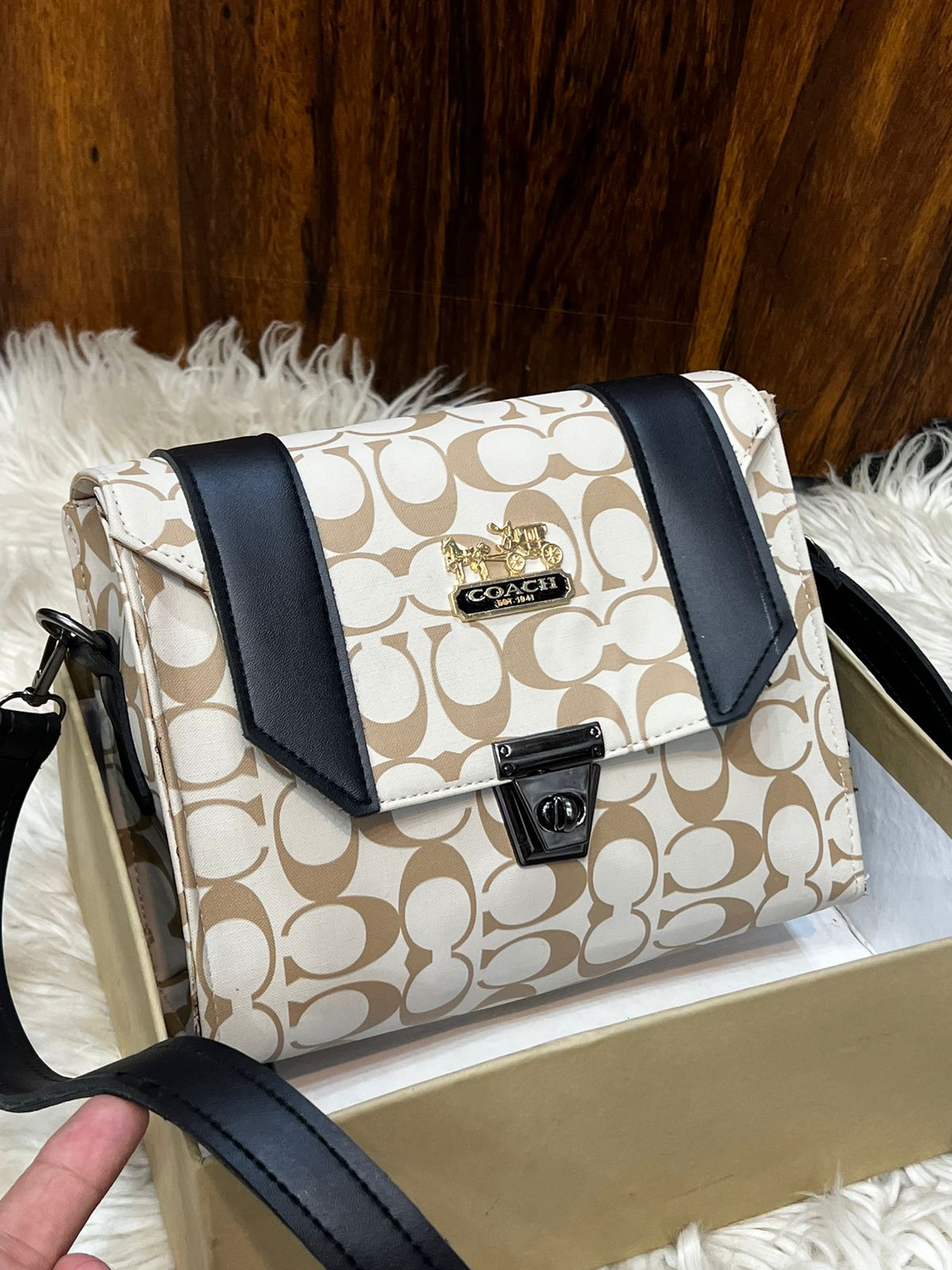 Modern Edge Crossbody