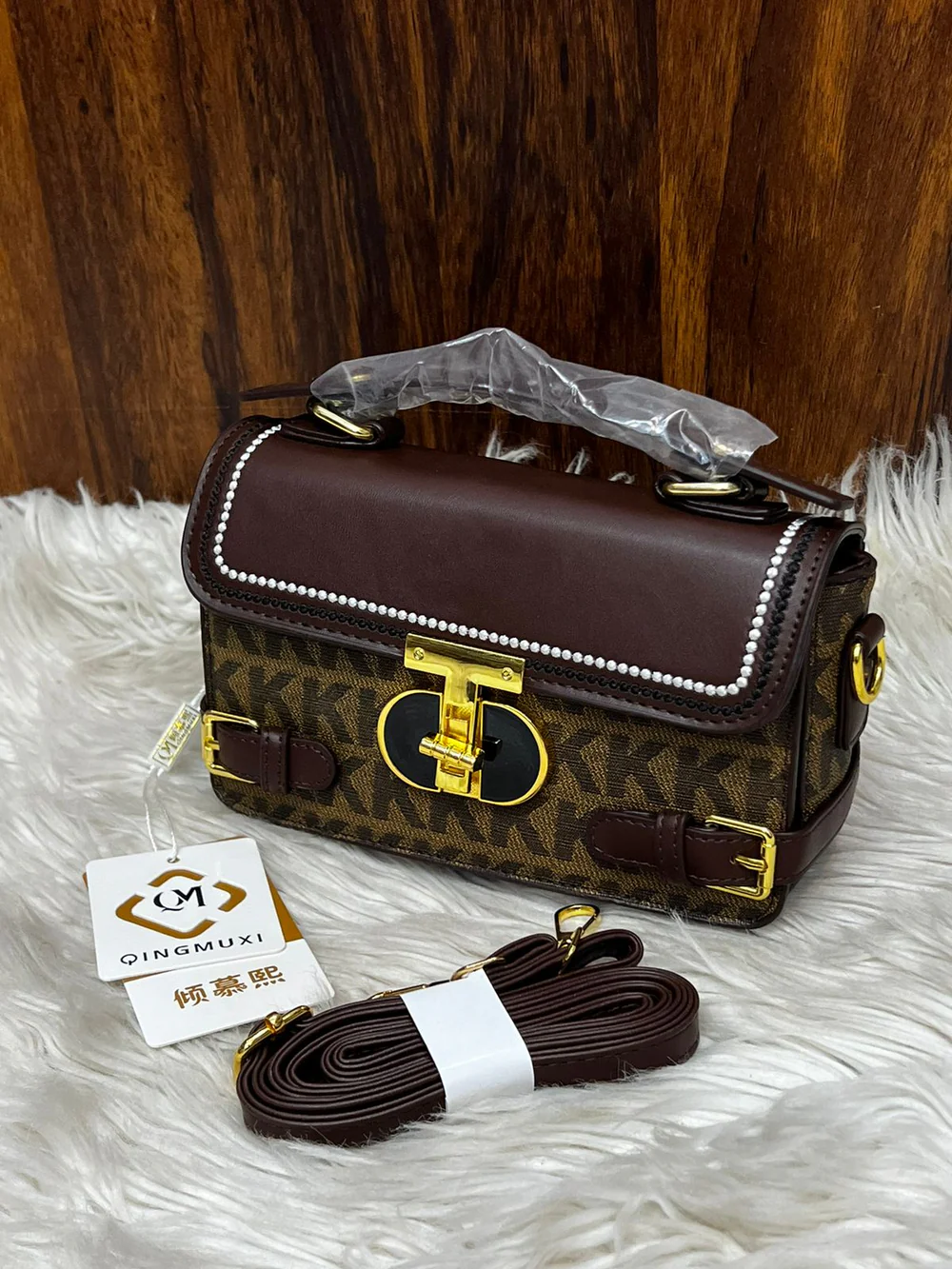 Lavish Crossbody