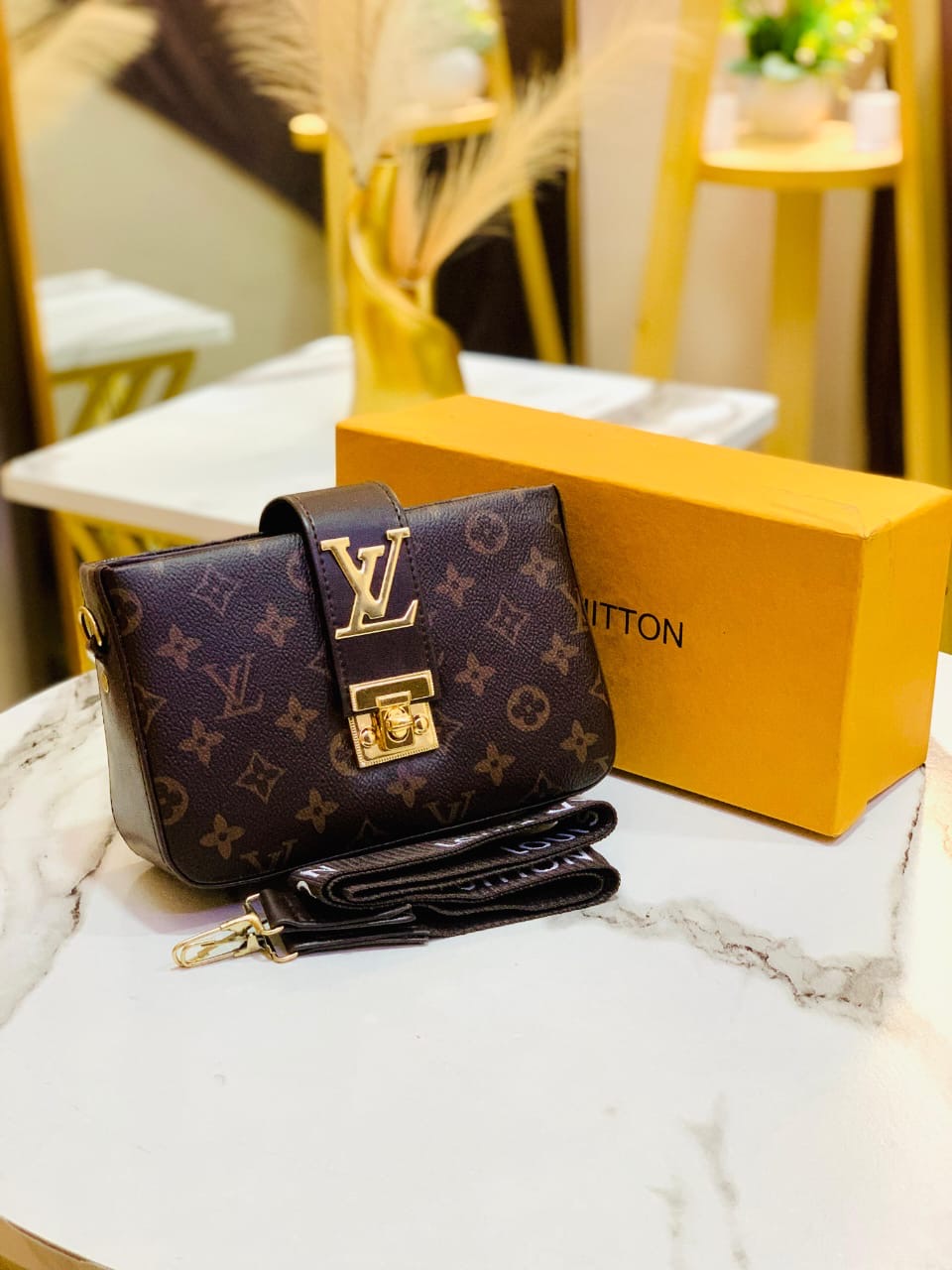 Lv Icon