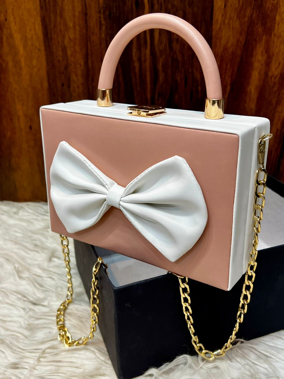 Bow Crossbody
