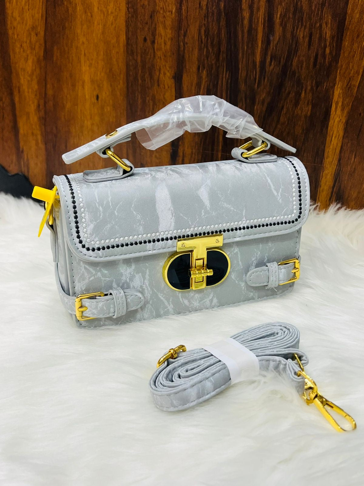 Lavish Crossbody