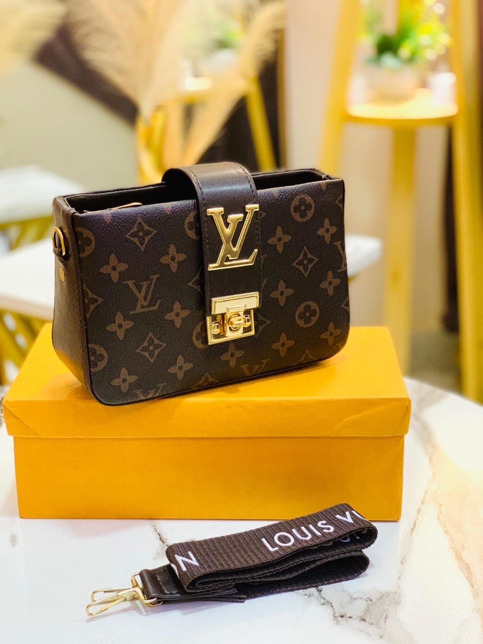 Lv Icon