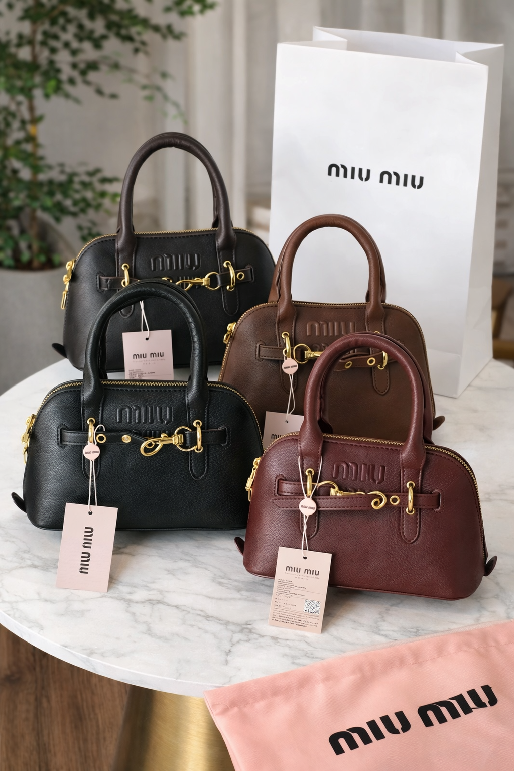 Aventura Luxe Leather Handbag