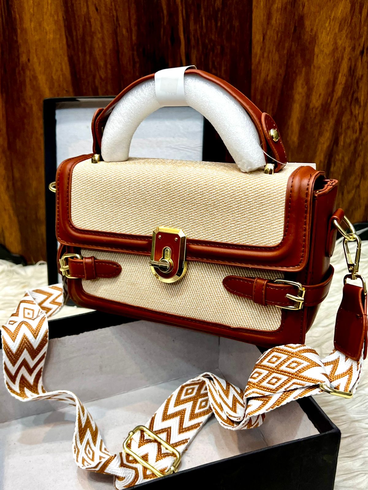 Lavish Crossbody
