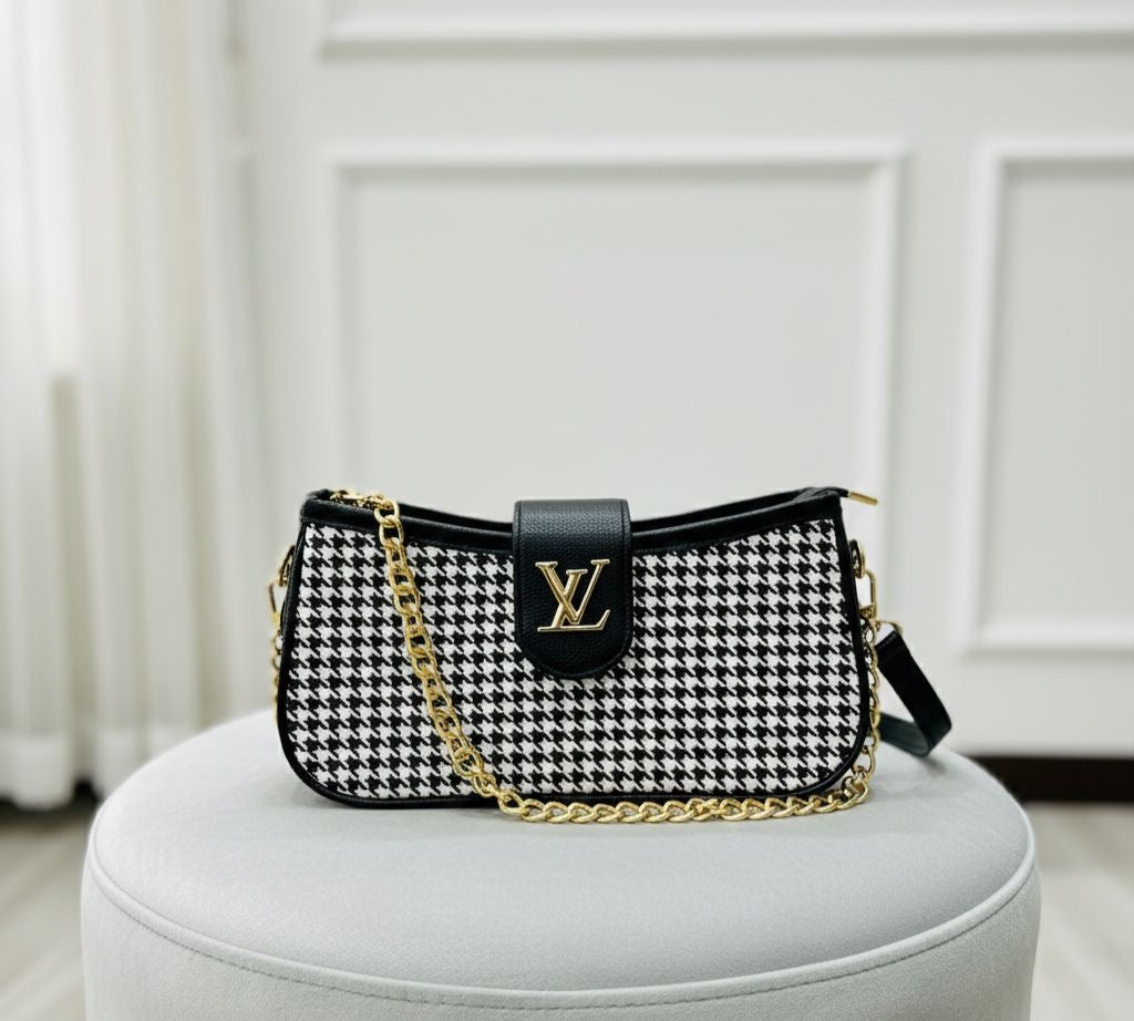 Timeless Crossbody