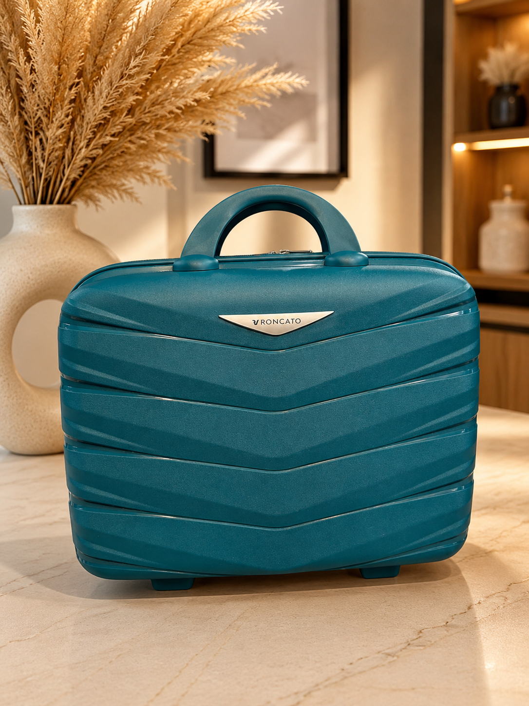 Modern Voyage Case