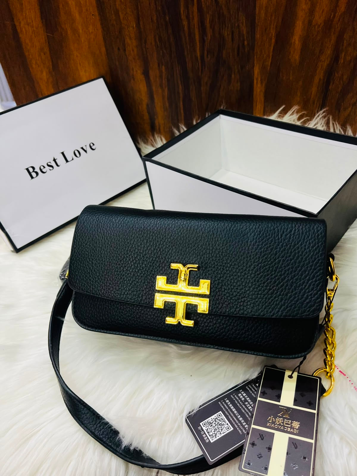 The Muse Crossbody