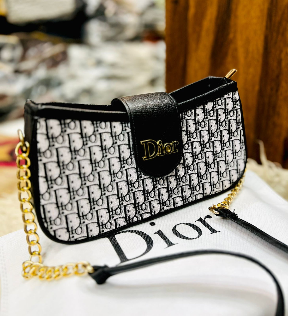 Timeless Crossbody