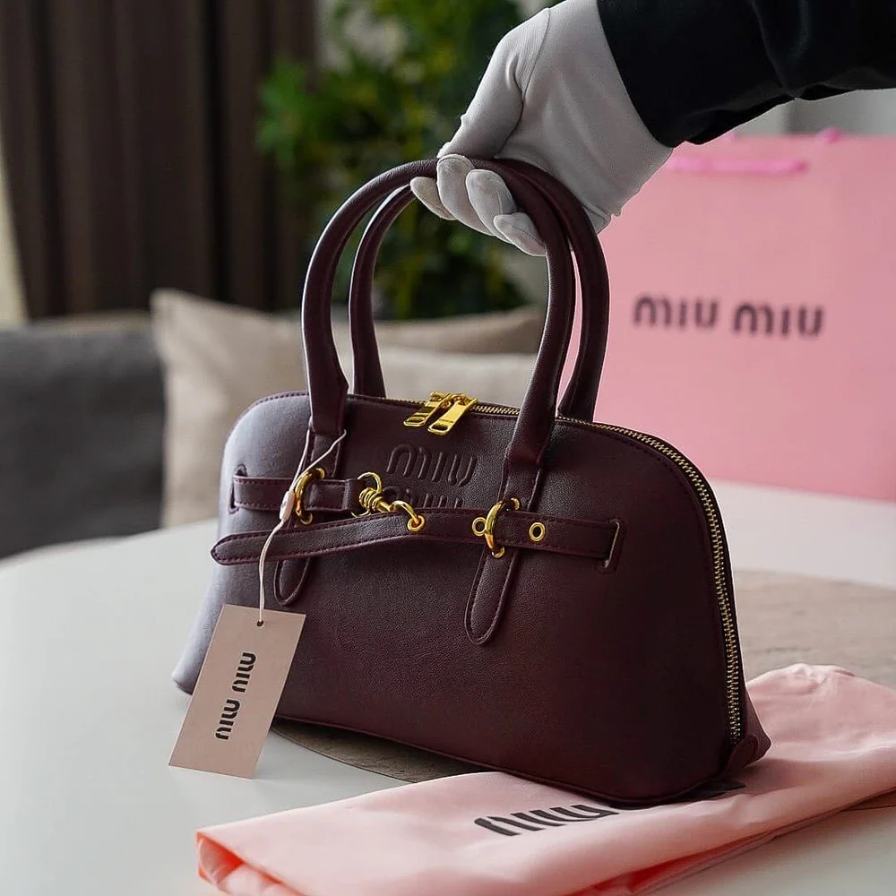 Aventura Luxe Leather Handbag