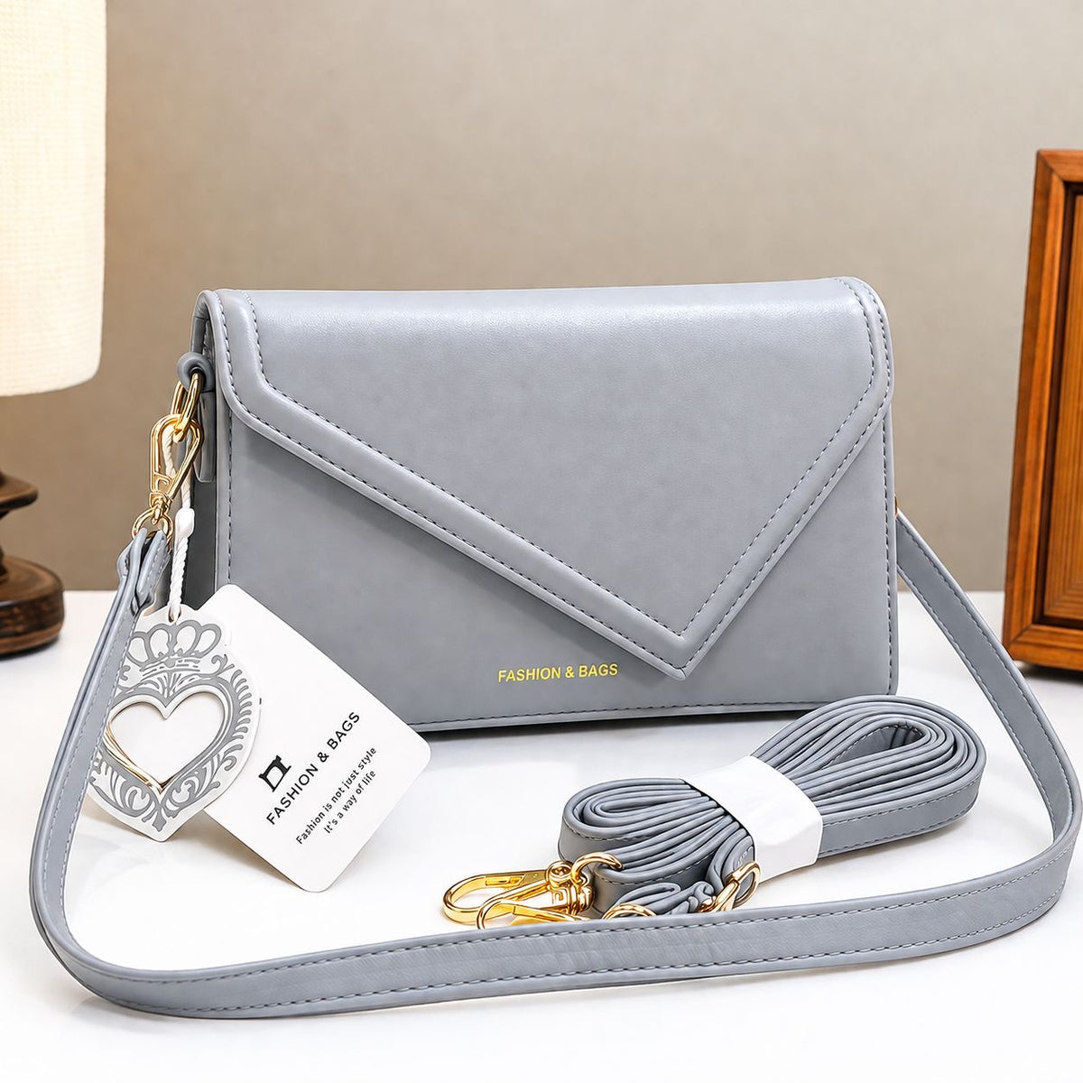 The Elara Bag