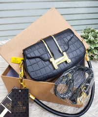 MODELLA CROSSBODY