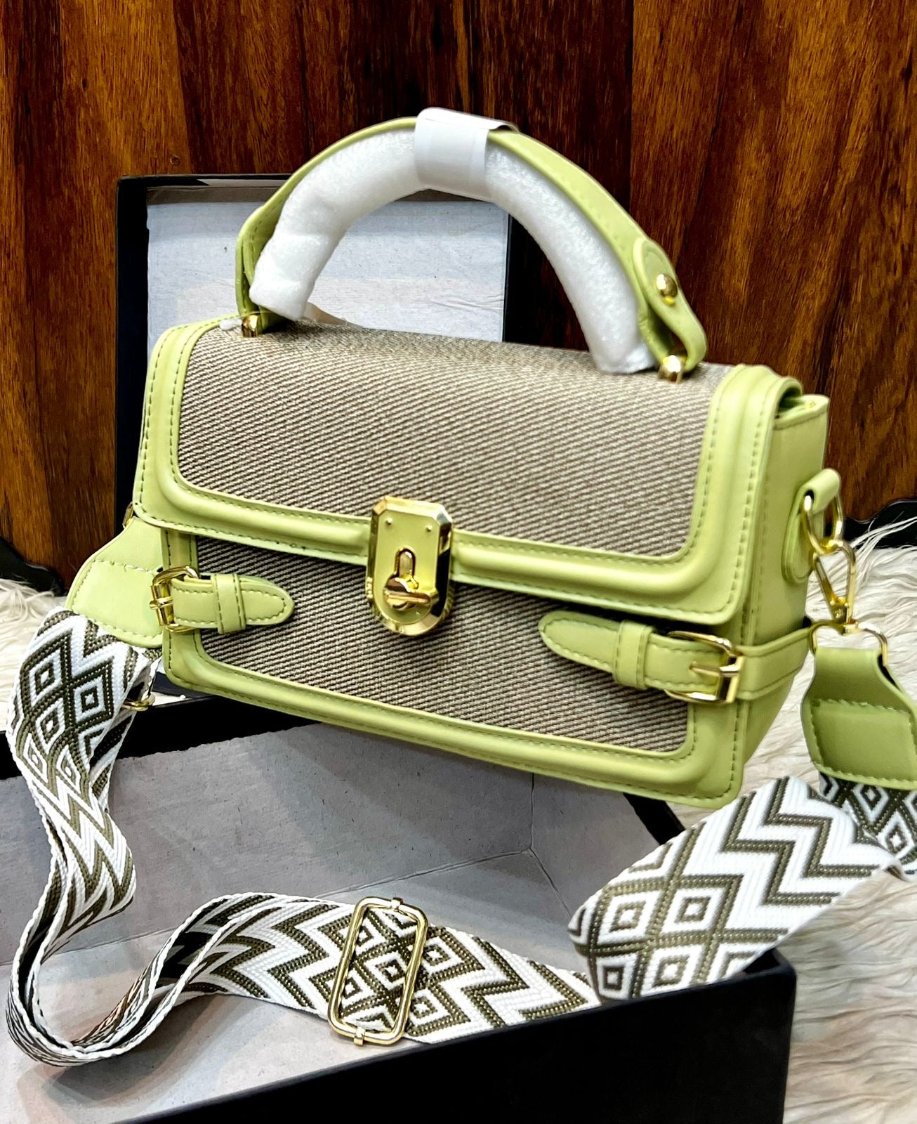 Lavish Crossbody