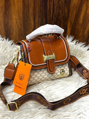 Elegant crossbody bag