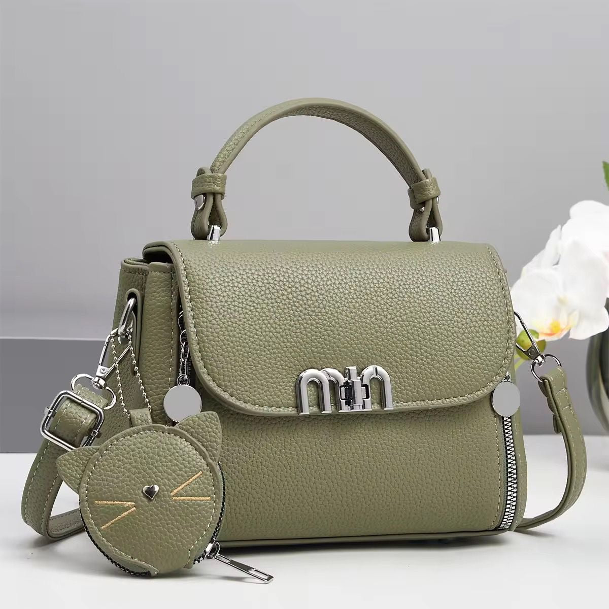 Ella Essential