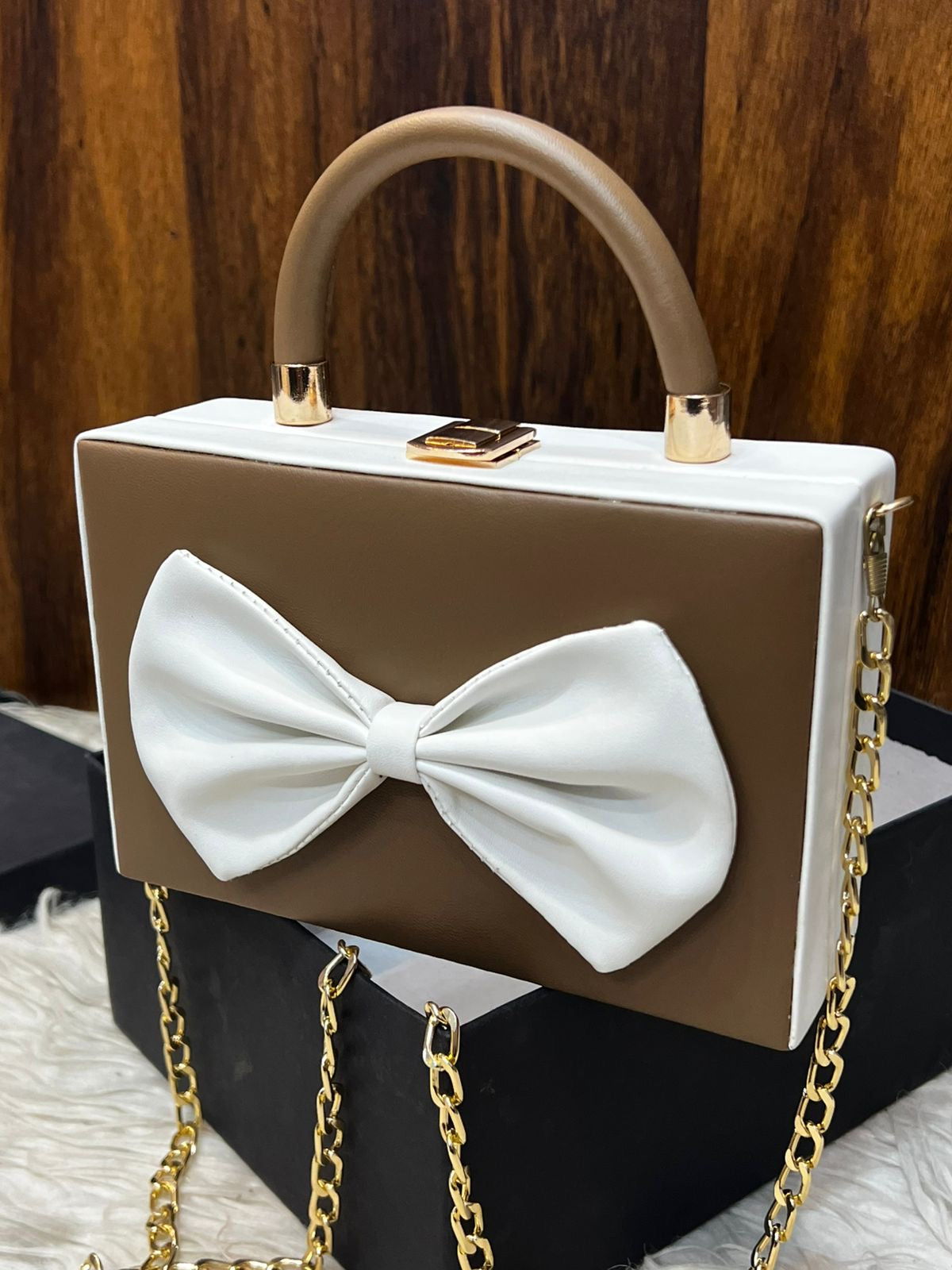 Bow Crossbody