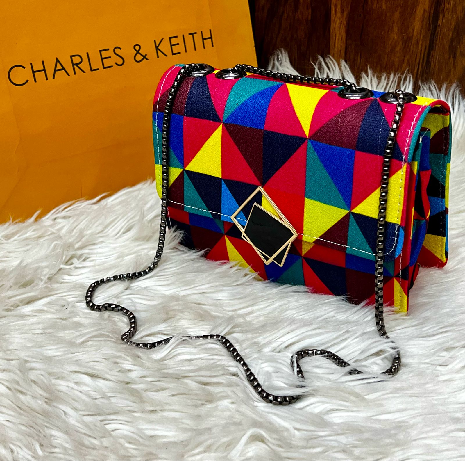 Virelle Crossbody