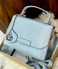 Flappy hand bag