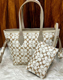 Chic Tote+