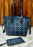 Chic Tote+