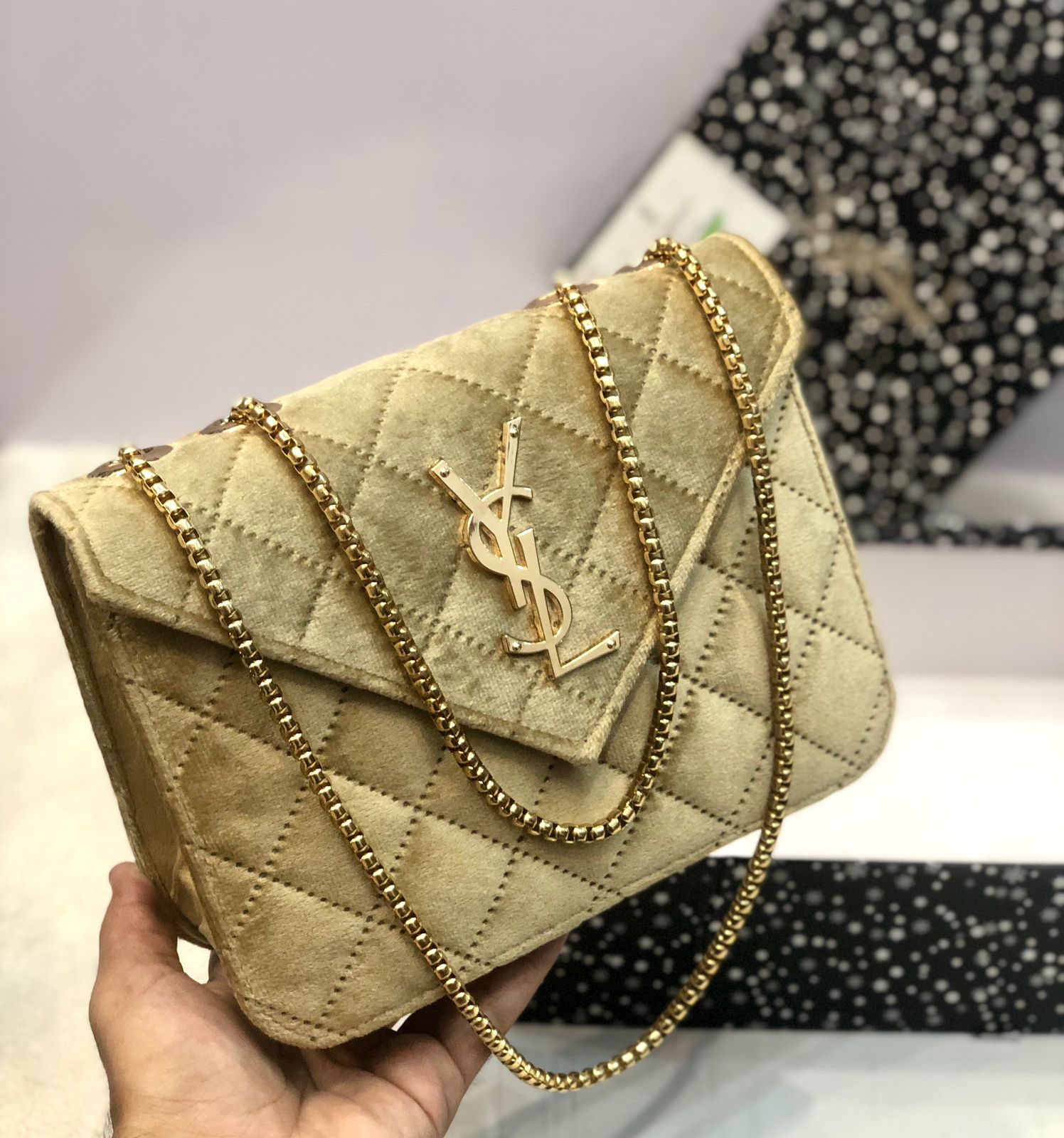 Ysl Velvet glamour
