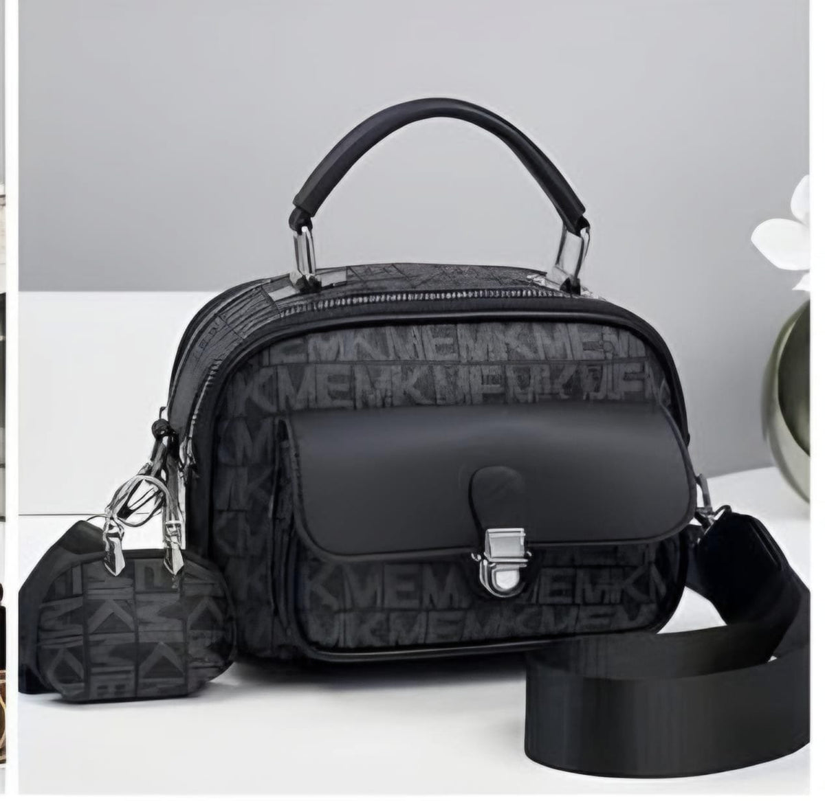 The Classic Curve Bag