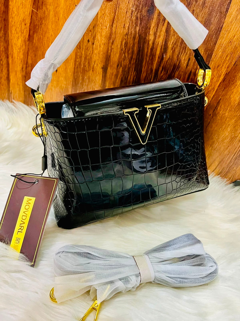 Elara Crossbody Bag