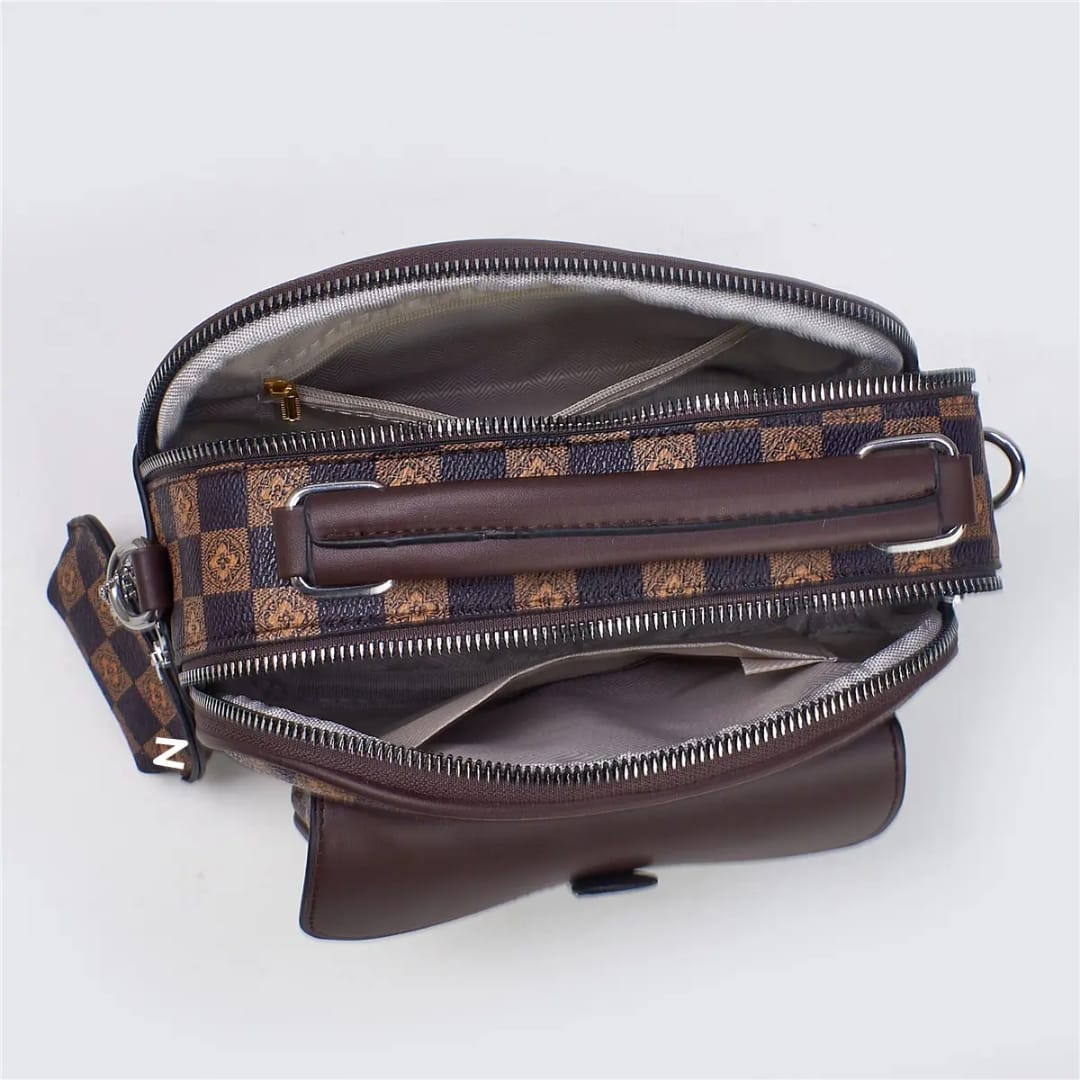 The Classic Curve Bag